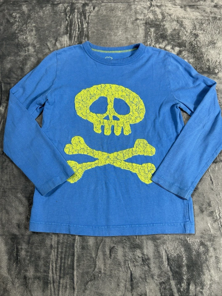 Mini Boden Meninos 5-6Y Pacote de Camisetas Lote De 3 Camisetas Tubarão, Caveira, Vermelho - Imagem 3 de 4