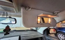 DODGE JOURNEY 2009-2010 RIGHT SUN VISOR WITH ILLUMINATION 1691638