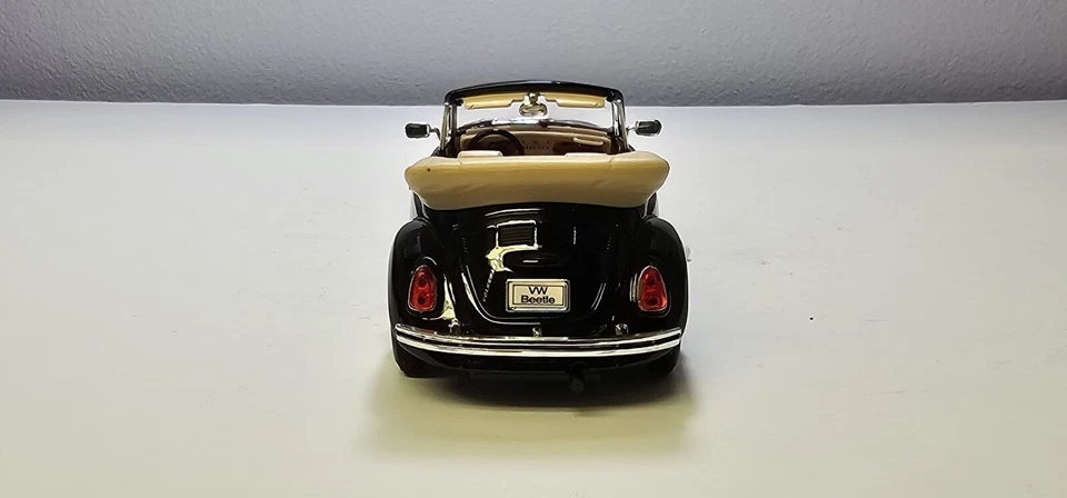 Volkswagen CONVERTIBLE COMEMORATIVE Fac. autêntico Carro promocional PRETO VERDADEIRO REQUINTADO! - Imagem 4 de 4