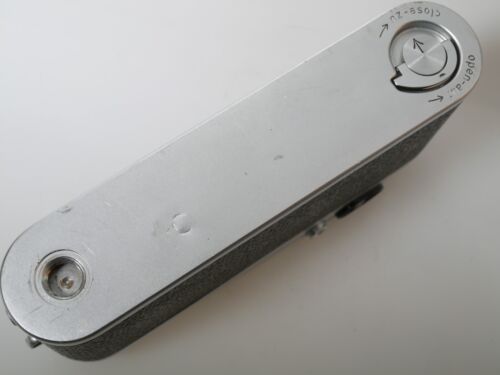 Leica IIIf Nr. 635730 mit Vorlaufwerk / Selbstauslöser + Spule von ca. 1952/53 - Bild 11 von 13