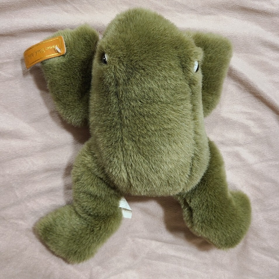 Anna Club Plush The Leather Tag Line Frog Plush Green Croak Toy