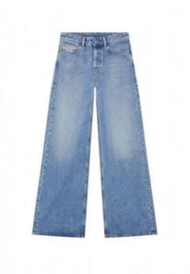 Diesel 1996 D-Sire ワイドジーンズ　28/32 Diesel 1996 D-Sire ワイドジーンズ | ブラック | FARFETCH JP