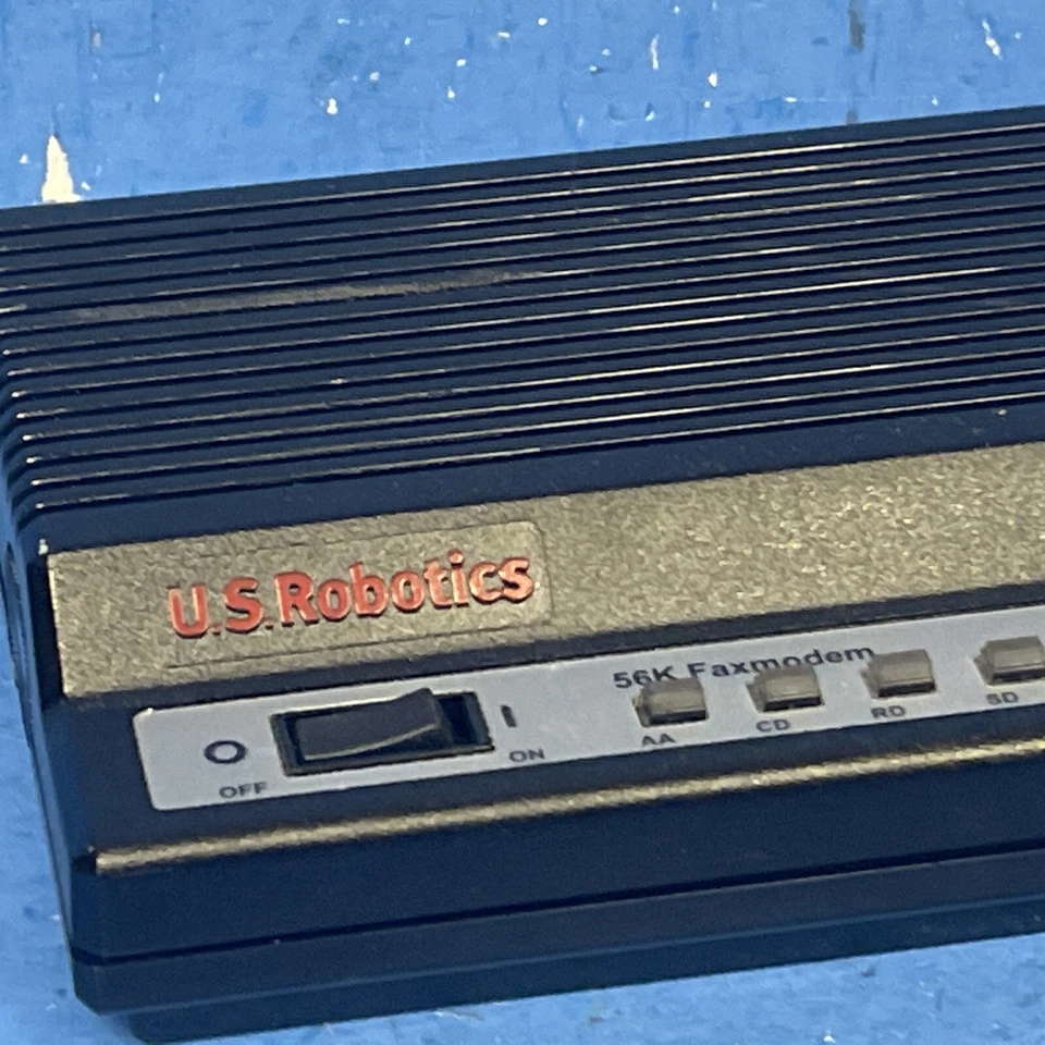 U.S.Robotics V.92 0701 MODEM 5686 - Image 2 of 4