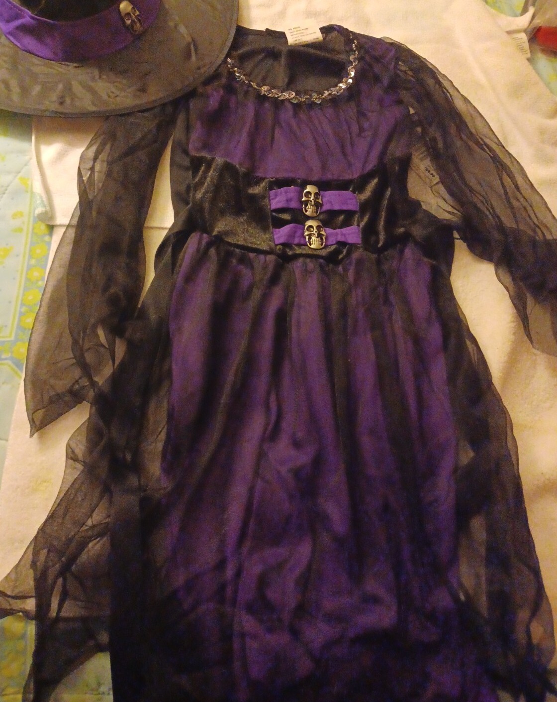 Picture 1 of 4