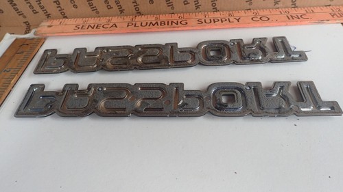 Juego de 2 Honda FABRICANTE DE EQUIPOS ORIGINALES ""Pasaporte"" emblema puerta o puerta trasera insignia logotipo nombre 8971034791 - Imagen 3 de 4