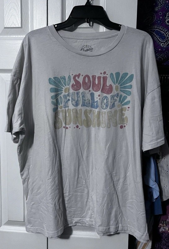 Beige Tan top T-shirt “Soul Full of Sunshine” women’s XL