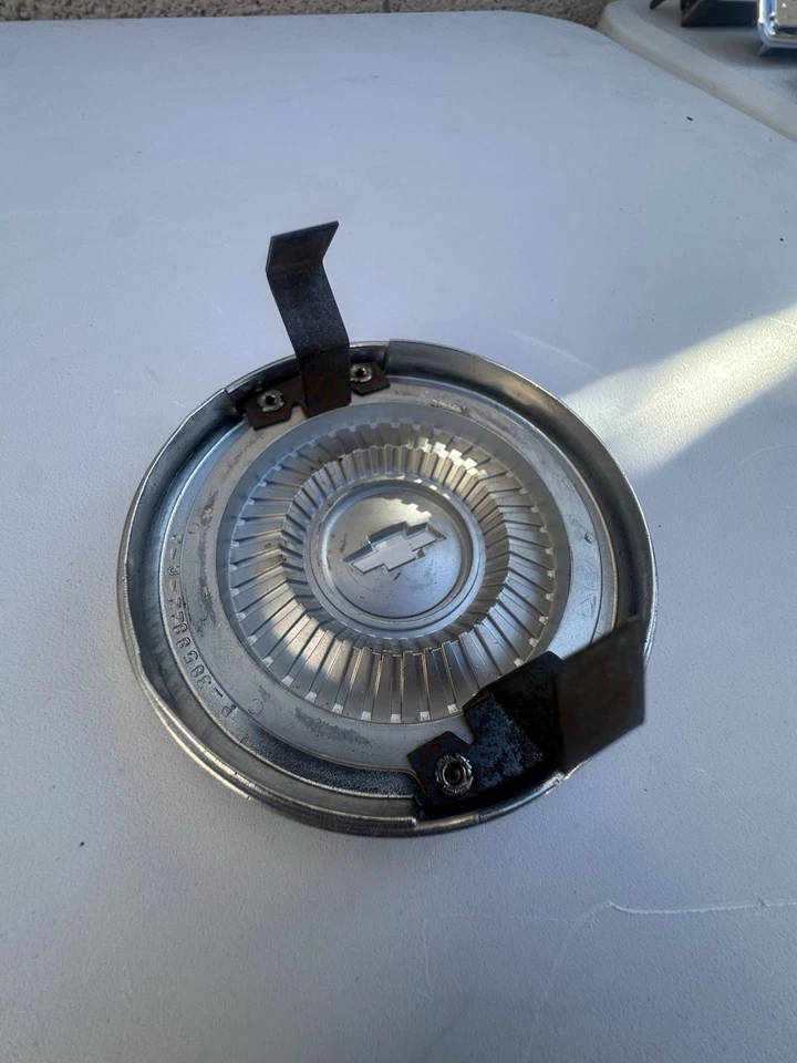 Chevrolet Chevelle 1964-1965 volante bocina botón tapa original/usado Foto 4 de 4