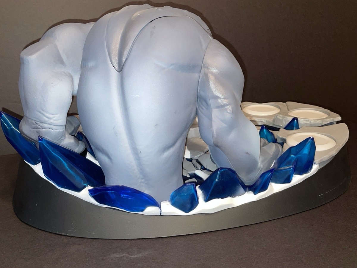 Disney Infinity 2.0 Marvel Frost Giant Beast Display Base with