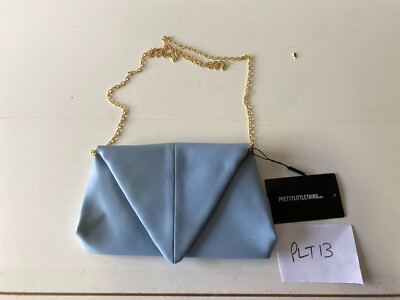 PRETTYLITTLETHING Babyblauer PU Falt-Clutch