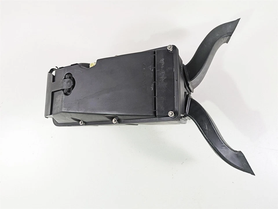 Limpiador de caja de aire KTM 1290 Super Duke R 2018 respirador y tubos 60306001200 Foto 3 de 4