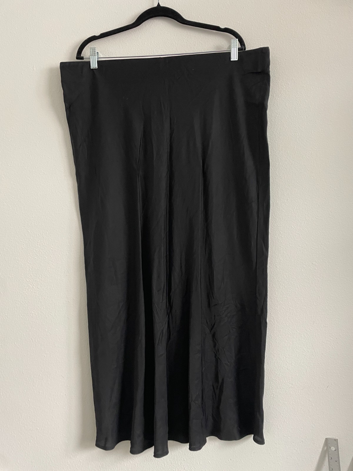Gap Slip Skirt Women XXL Black Satin Midi Pull On Classic Minimalist Elastic