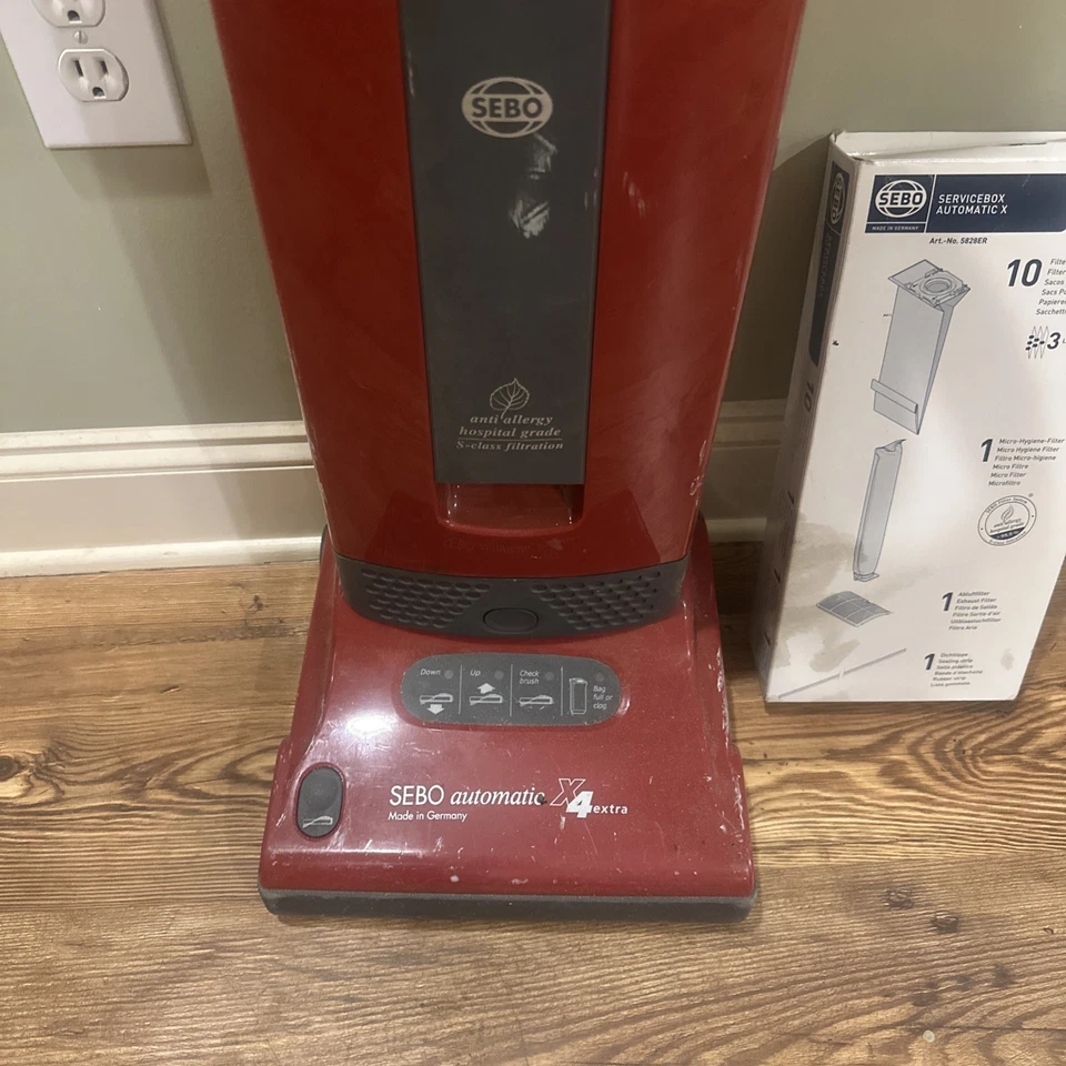 Sebo X4 Extra Red Upright Vacuum Cleaner Automatic And 7 Bags - Image 2 of 4