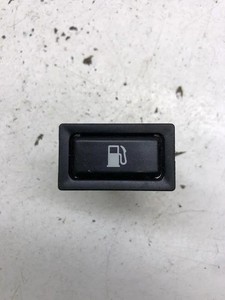TOYOTA AVENSIS Estate T25 Schalter zum Öffnen des Kraftstofftanks 30592651