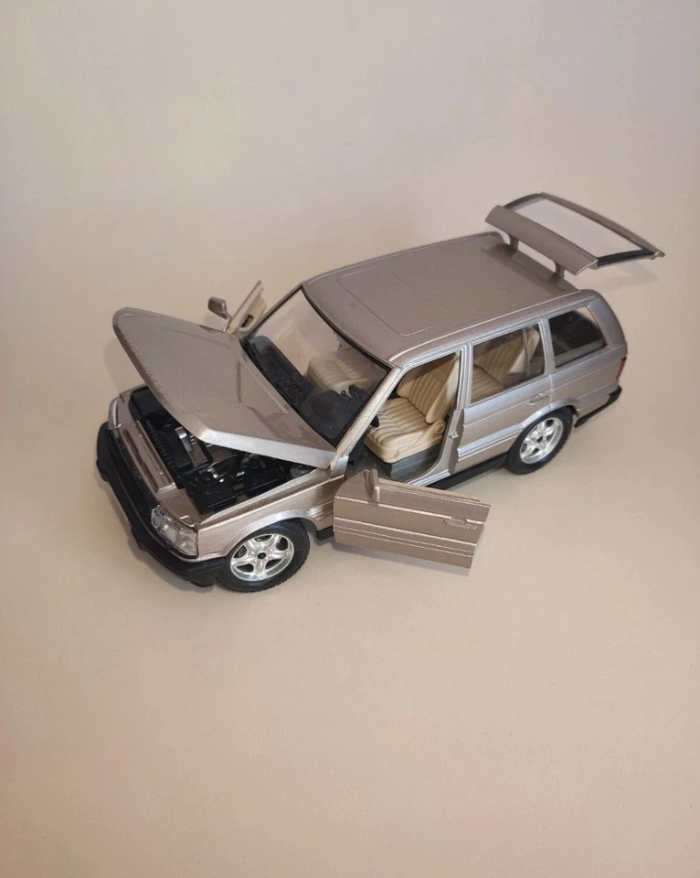 Range Rover 1/24 Bburago Burago Diecast Modellino Auto Vintage Perfetta - Immagine 3 di 4