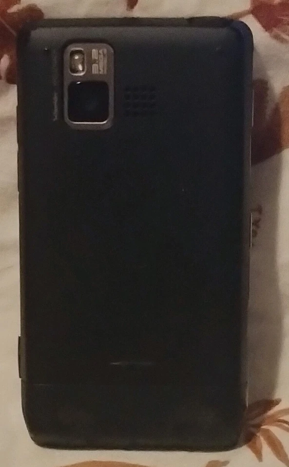 LG Dare VX9700 - Black Silver (Verizon) Cellular Phone - Image 2 of 3