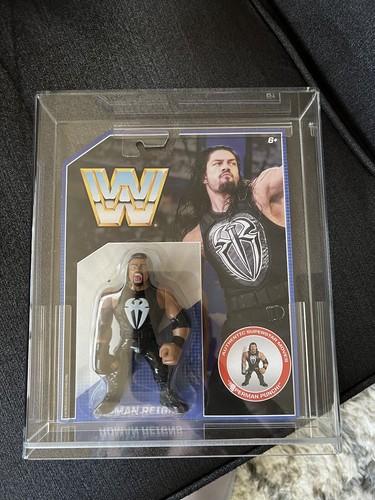 WWE Mattel Roman Reigns 2016 Retro Series Holy Gra...