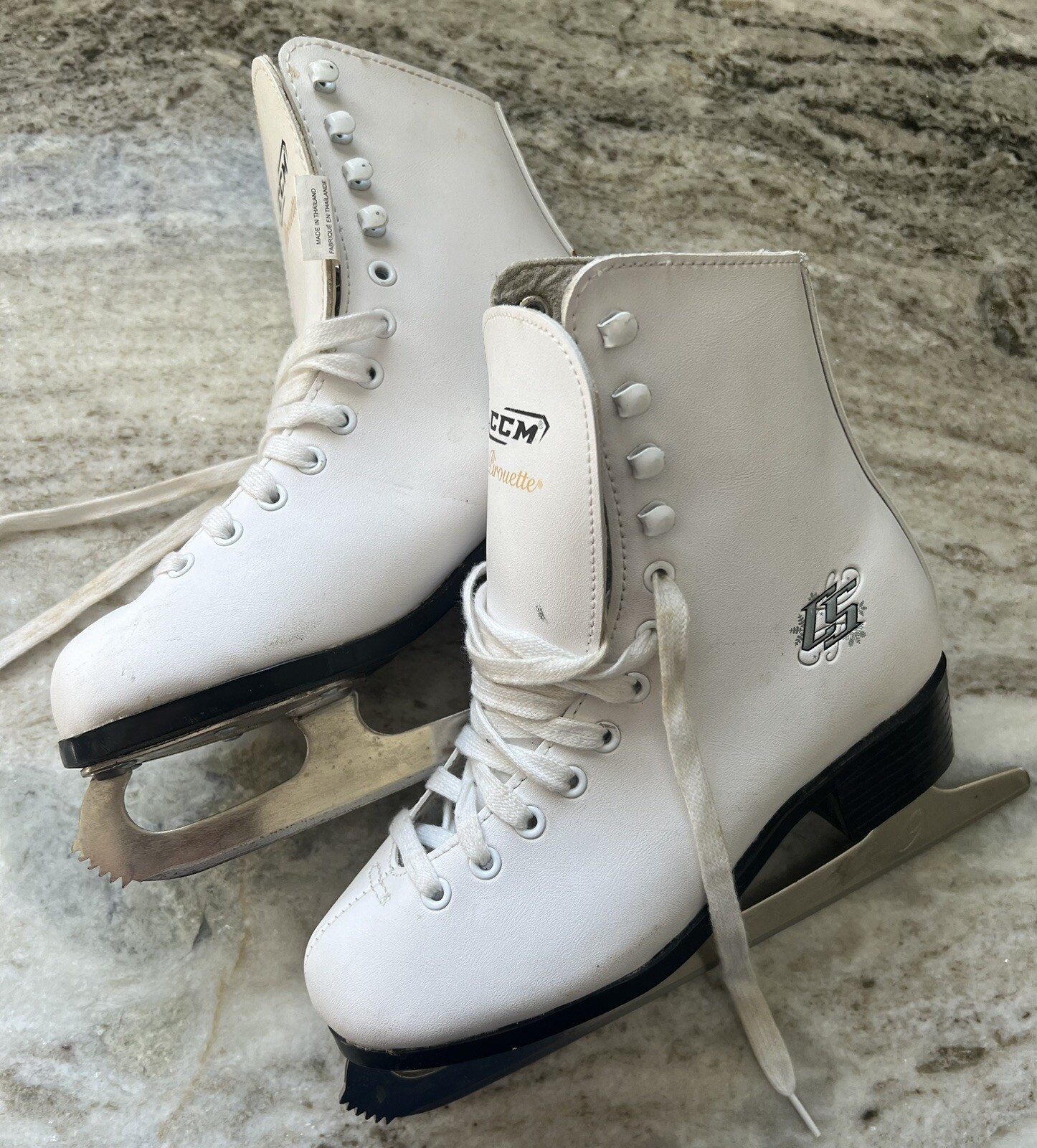 CCM PIROUETTE Size 3 Ice Skates eBay