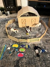 Breyer wooden stable , horses and equipment set 