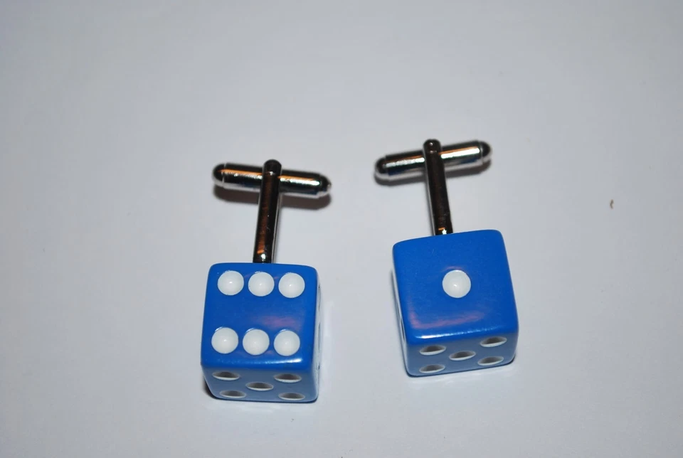 Gemelos Jugadores Dados Camisa Formal Puños Franceses Azul Plástico Nuevo Antiguo Stock Foto 3 de 4