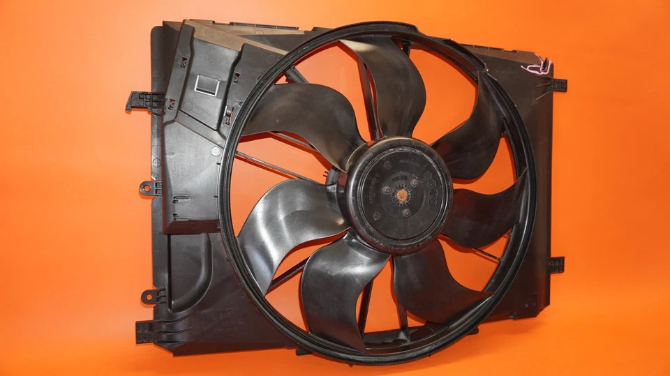 MERCEDES BENZ GLK250 VENTILADOR RADIADOR 2010 2011 2012 A2049060212 GLK350 OEM Foto 2 de 4