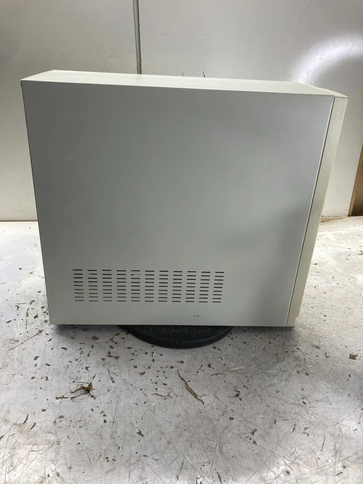 Vintage Retro Beige ATX Sleeper Case - Image 4 of 4