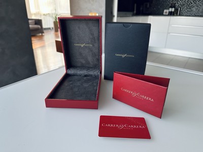Carrera y Carrera   Red Jewelry Box with Certificate Holder - Luxury