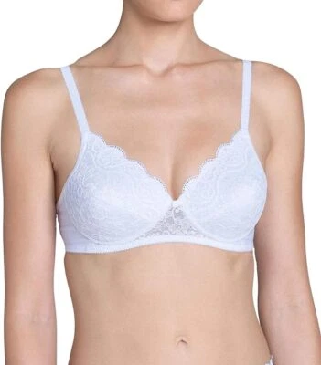 Triumph Amourette 300 P Dame Schalen BH ohne Bügel Neu