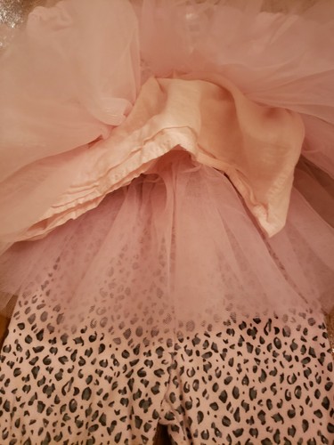 Blueber girl's size 24M Pink pants dress set Ruffled TUTU featuring a Dancer  - Picture 6 of 8