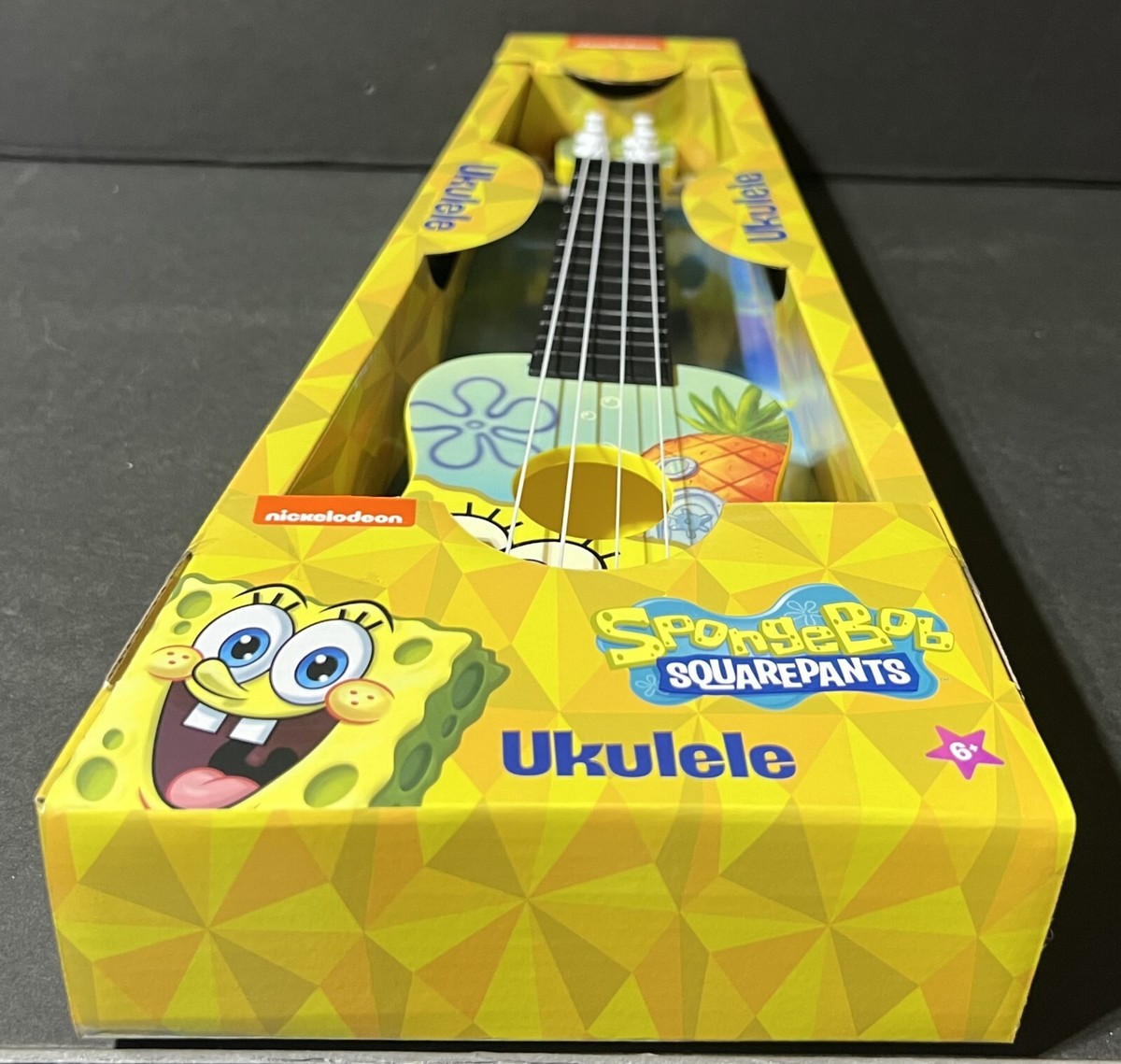 42 cm Ukulele Soprano, Strumento Musicale Classico per Chitarra Ukulele Strumento Musicale per Chitarra Giocattolo Ukulele con 4 Corde Regolabili Mini Chitarra e Plettri