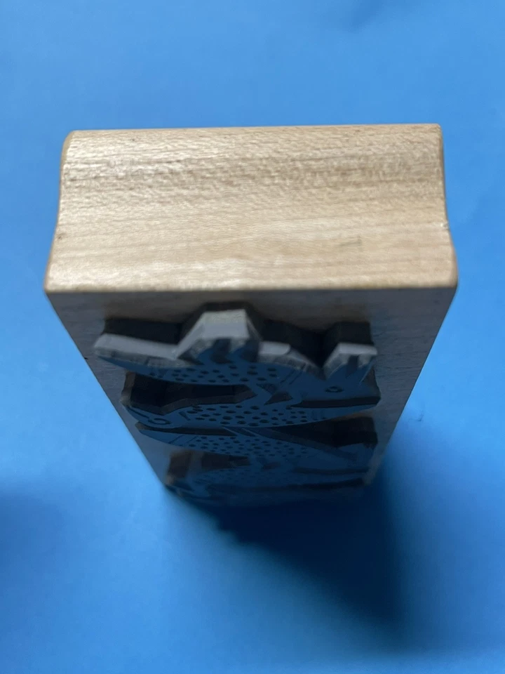 Sello de goma magenta NUNCA USADO - Cinco pájaros estilo arte egipcio - vintage  Foto 4 de 4