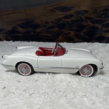 AUTOart Millennium 1953 Chevrolet Corvette Polo White Ex Vibrant Red Interior