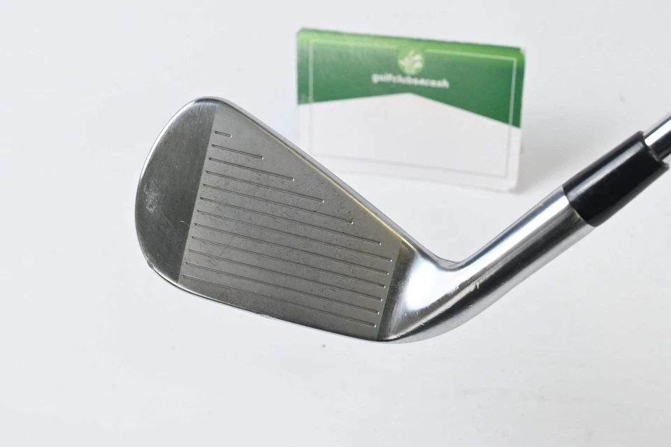 Titleist 712U #3 Iron / 21 Degree / Regular Flex Dynamic Gold R300 Shaft - Image 2 of 4