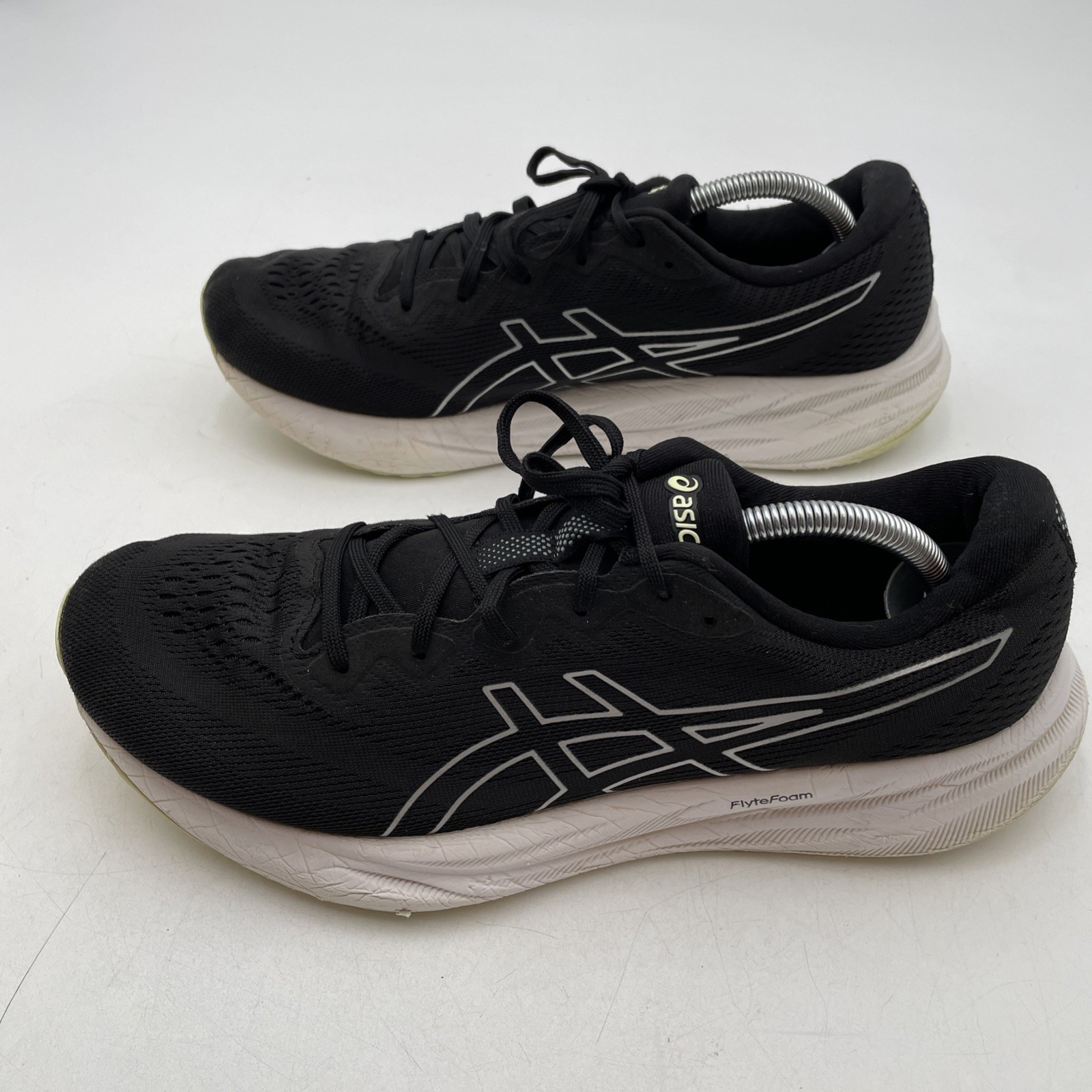 ASICS Gel Pulse 15 Running Shoes Black White Mens Size 11 Sneakers  1011B780