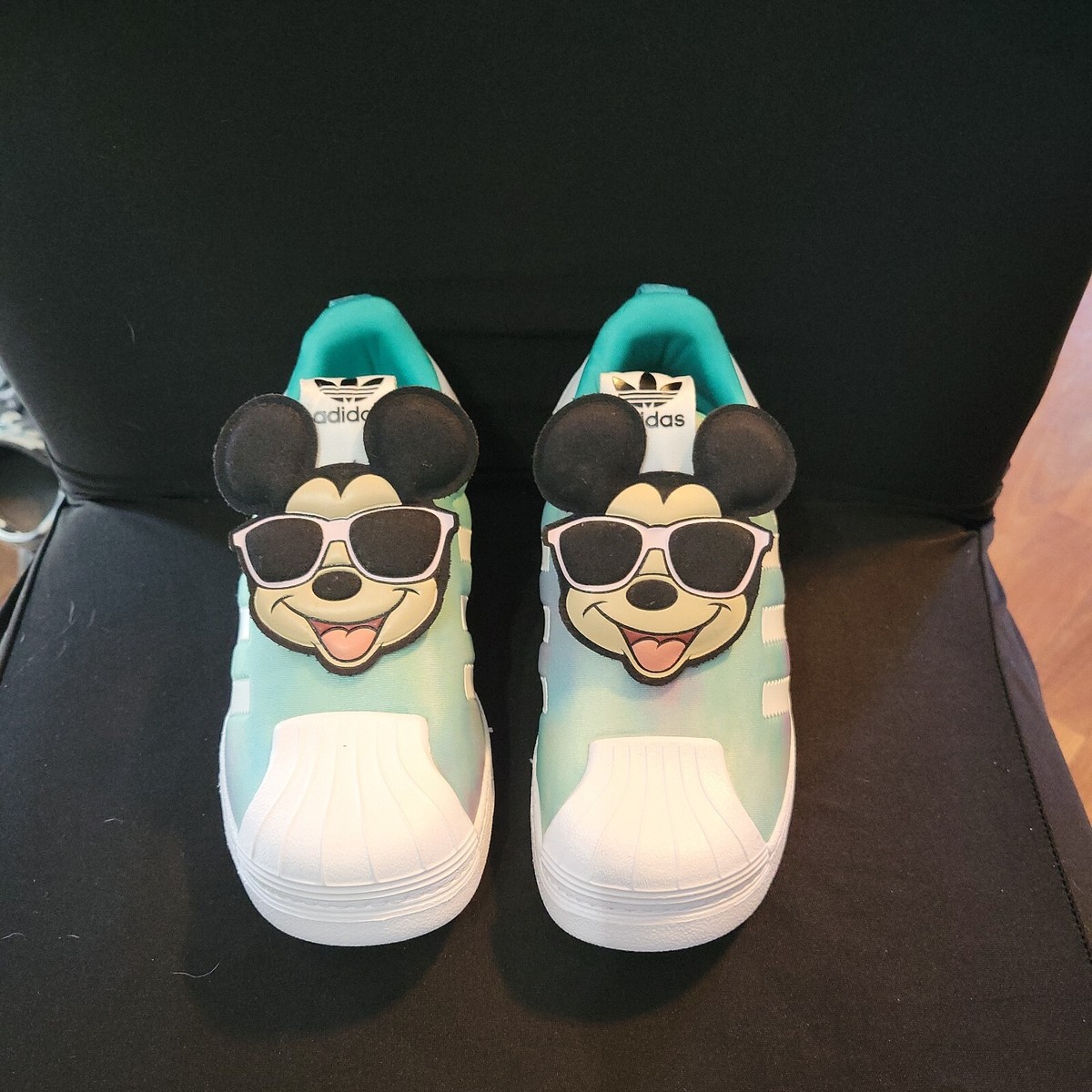 Disney - aa IH2664] Adidas Originals Kids Disney Mickey Gazelle J