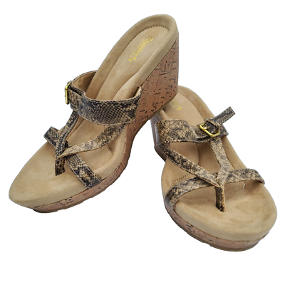 What made Tony Little Cheeks sandals popular?