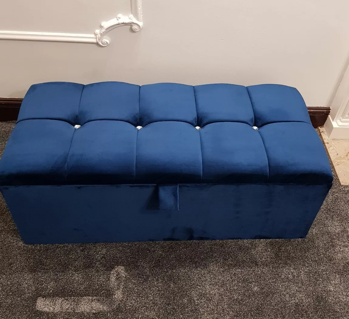 Dark blue velvet sale ottoman
