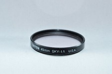 Tiffen 49 mm Sky 1A Screw-In Filter Made in USA. (V-341)