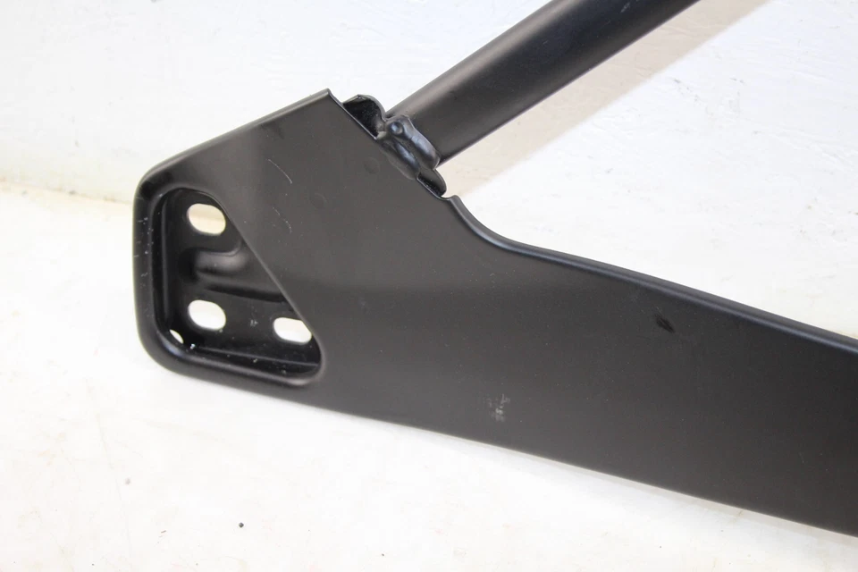 Soporte de barra transversal torre puntal delantero Nissan 370z 2009-2020 OEM FN115 Foto 3 de 4