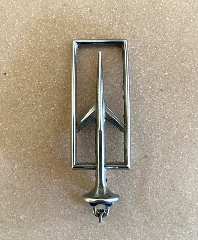 Vintage Oldsmobile Chrome Rocket in Frame Hood Ornament