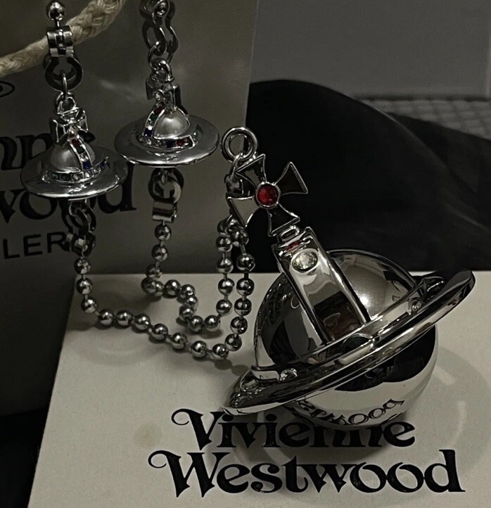 vivienne westwood
グレー ウール ピーコート SALE! Vivienne Westwood Lighter With Two Orbs Chain Silver