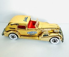Hot Wheels 1990 Cal Custom Classic 1935 Cadillac Studio limusina coche dorado