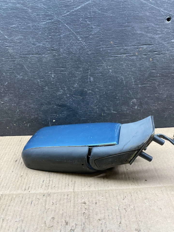 1993 to 1997 Volvo 850 Sedan Right Passenger RH View Door Mirror OEM r4289 DG - Image 4 of 4
