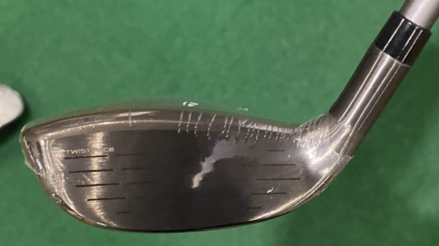 TaylorMade Qi35 Max 6 Hybrid 31 Degree With a Speeder Regular Right Hand B/N - Image 2 of 4