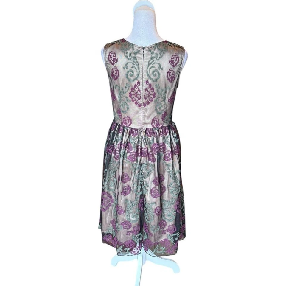 Vestido Sundance Catálogo Malla Bordada Floral Negro Púrpura Verde Mujer Talla 4 Foto 3 de 4
