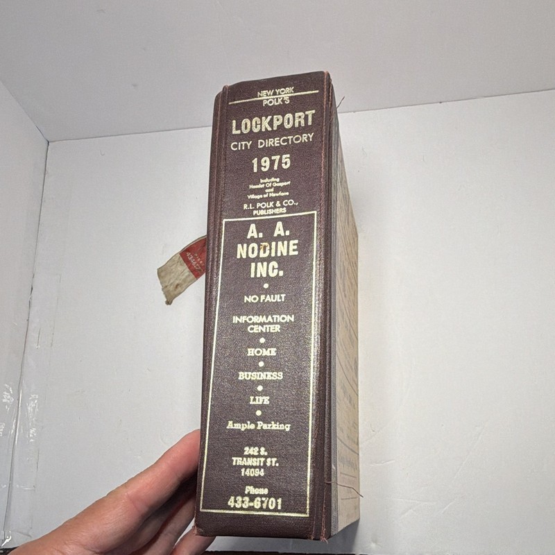 R.L. Polk & Co. Lockport (Niagara County), NY — City Directory 1975