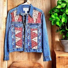 Vintage 90s Patchwork Denim Jacket Floral Embroidery Bohemian Coastal Cowgirl