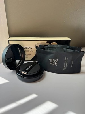 Jung Saem Mool Essential Skin Nuder Cushion Bundle 14g +2 Refills #19 Light
