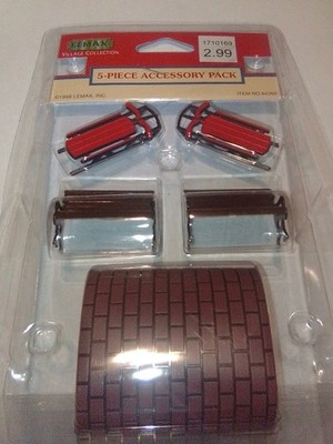 Christmas village Lemax 84260 village collection 5pc accessory pack 1998 new