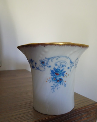 Vase Royal Limoges France Blumendekor , sehr guter Zustand