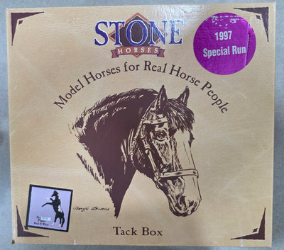 1997 Special Run Stone Horses No. 9676 Pinto Black & White Tack Box